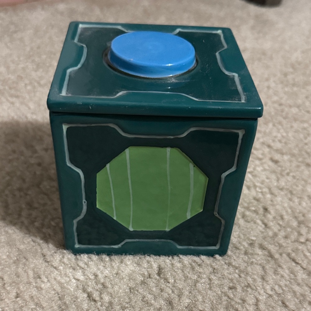 Rick & Morty Porcelain MrMeeseeks Box With Mr Meeseeks Inside&Collectable Puzzle